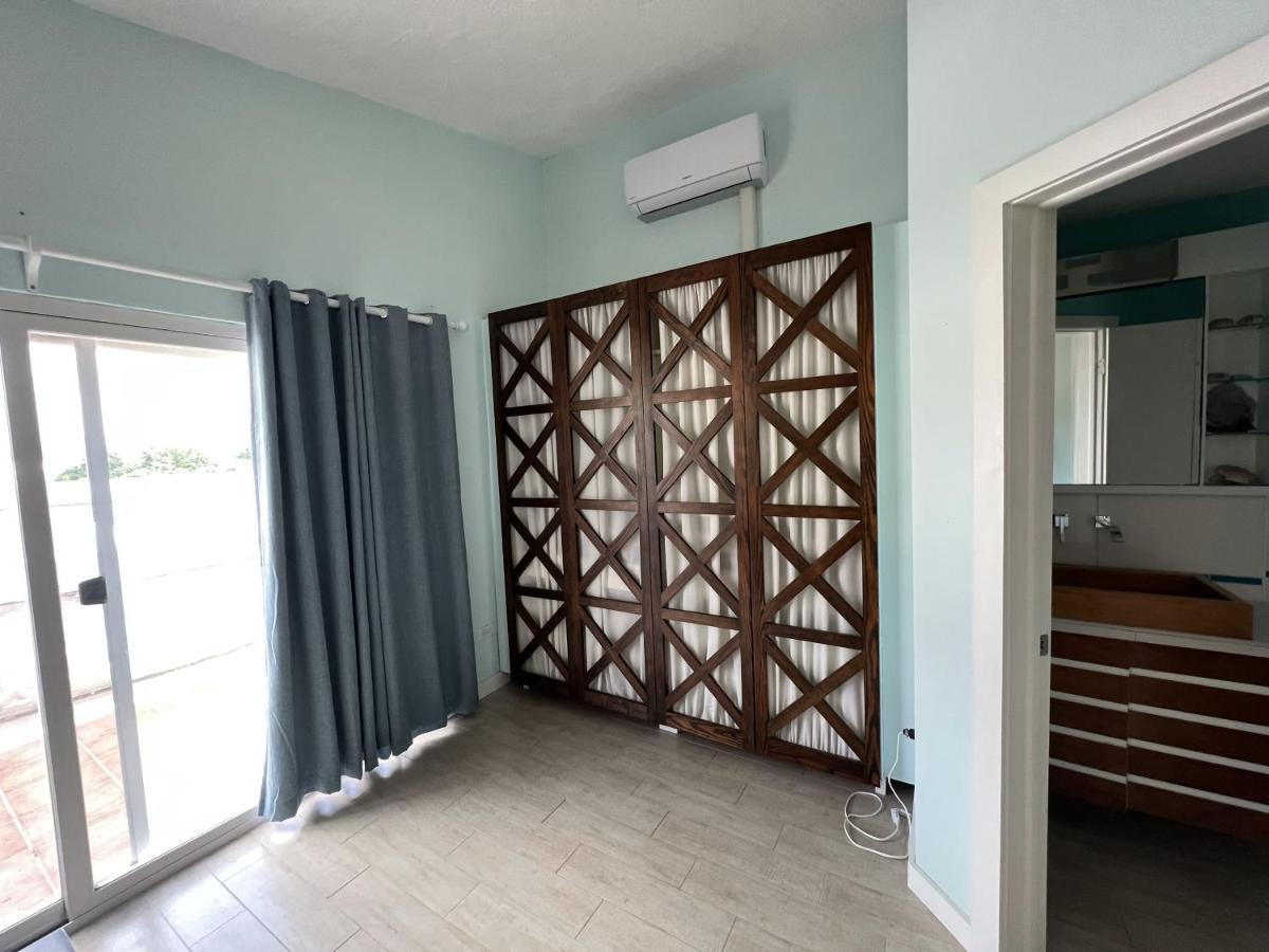 Sunny Villa In The Marina - Excellent Water Views Jolly Harbour Exterior photo